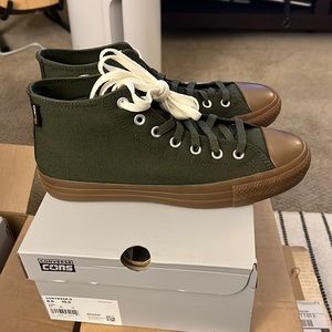 Converse All Stars Cordura Pro. Brown. Size 8.5.